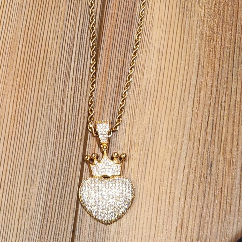Gold Tone Heart Necklace